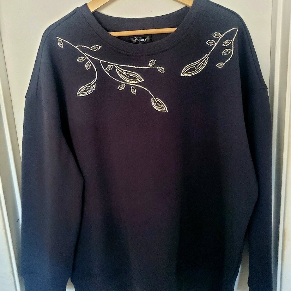 Studio Y (Maurices) Embellished Sweatshirt Women's Size 0X